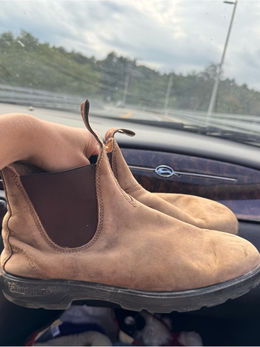 Blundstone weathered Chelsea Ankle Booties size 10